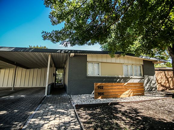3rd image of 904 Chevy Chase Dr #1