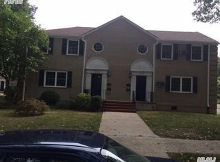 6725 Springfield Blvd, Bayside, NY 11364