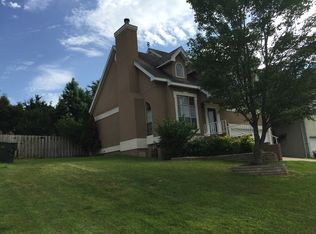 2925 E Setter St, Fayetteville, AR 72701