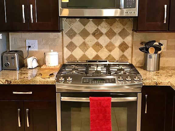 4th image of 5610 E Justine Rd