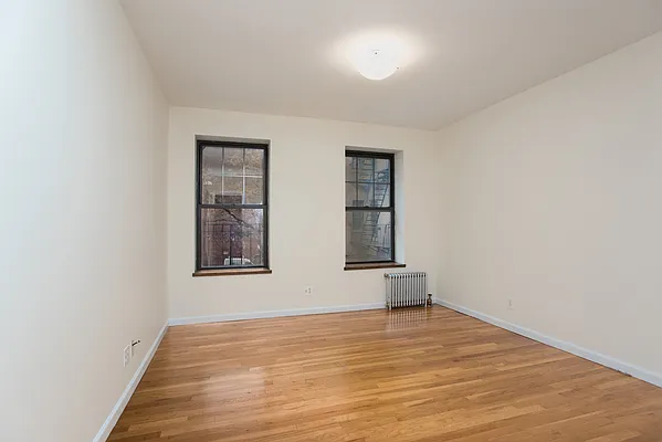 Rented by Emor Management Inc. | media 35