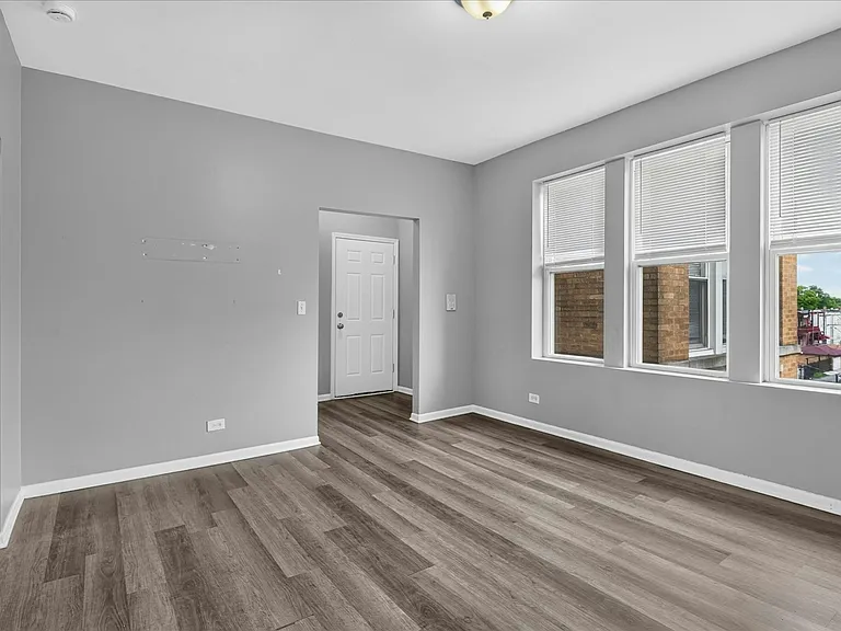 1854 S Central Park Ave #1852-3E — Photo 15