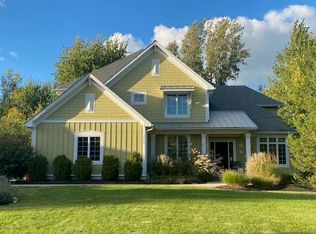 7259 Highfield Beach Dr, South Haven, MI 49090