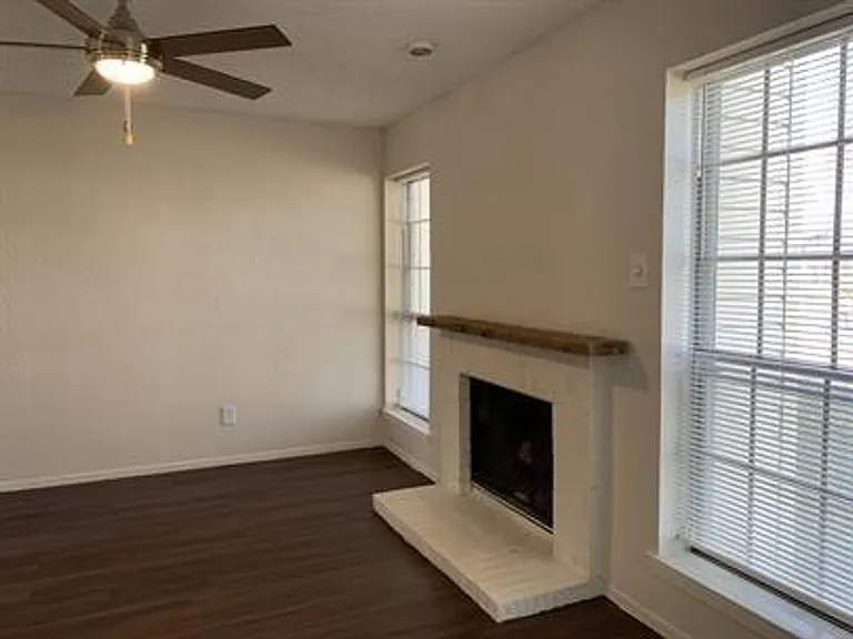 2739 Patricia Ln #2739 — Photo 2