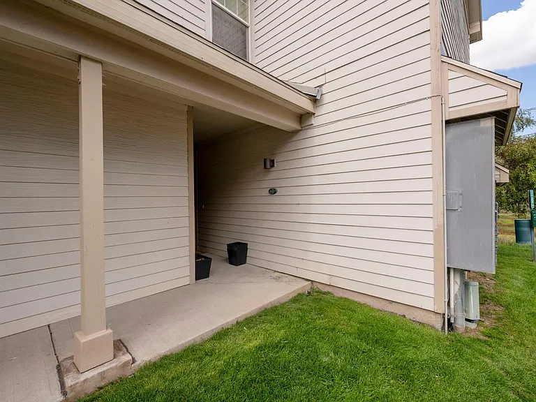 900 Bitner Rd #E17 — Photo 11