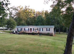 2653 Rob Cruthis Rd, Archdale, NC 27263