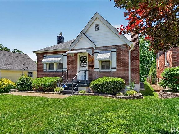 3rd image of 2339 Dawes Pl