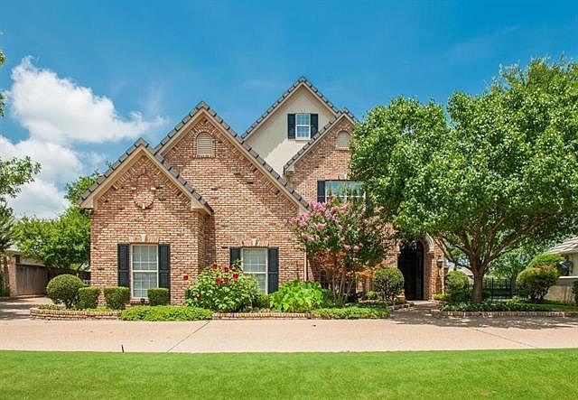 1st image of 6924 Hazeltine Dr