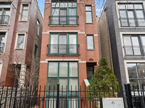 1025 N Hermitage Ave #3, Chicago, IL 60622