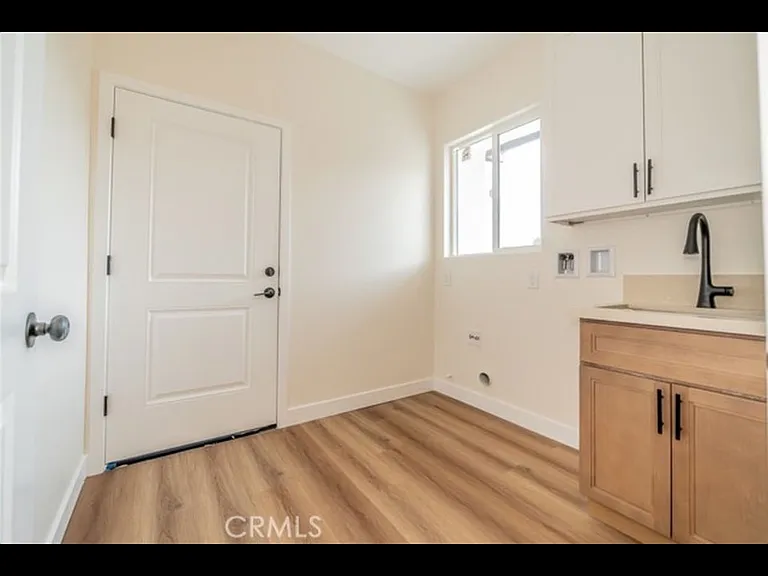 1114 Hollister Rd — Photo 8