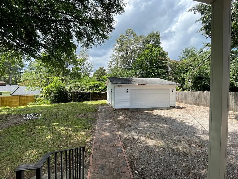 106 Silver Bluff Rd — Photo 28