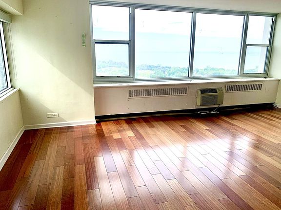 5th image of 4250 N Marine Dr APT 2828