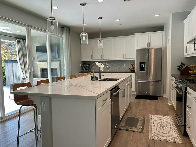 9020 Hightail Dr — Photo 6