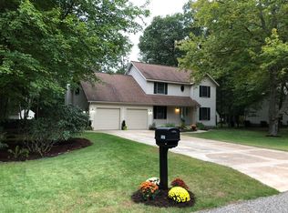5087 Shady Creek Dr, Muskegon, MI