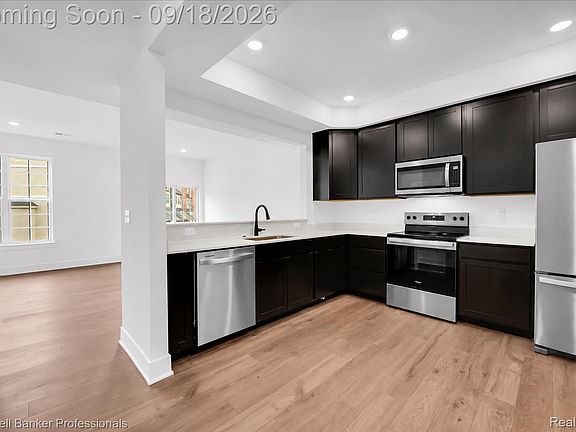 2nd image of 512 Village Ln