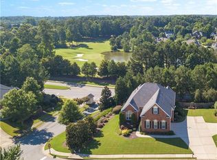 5215 Villa Lake Ct, Suwanee, GA 30024