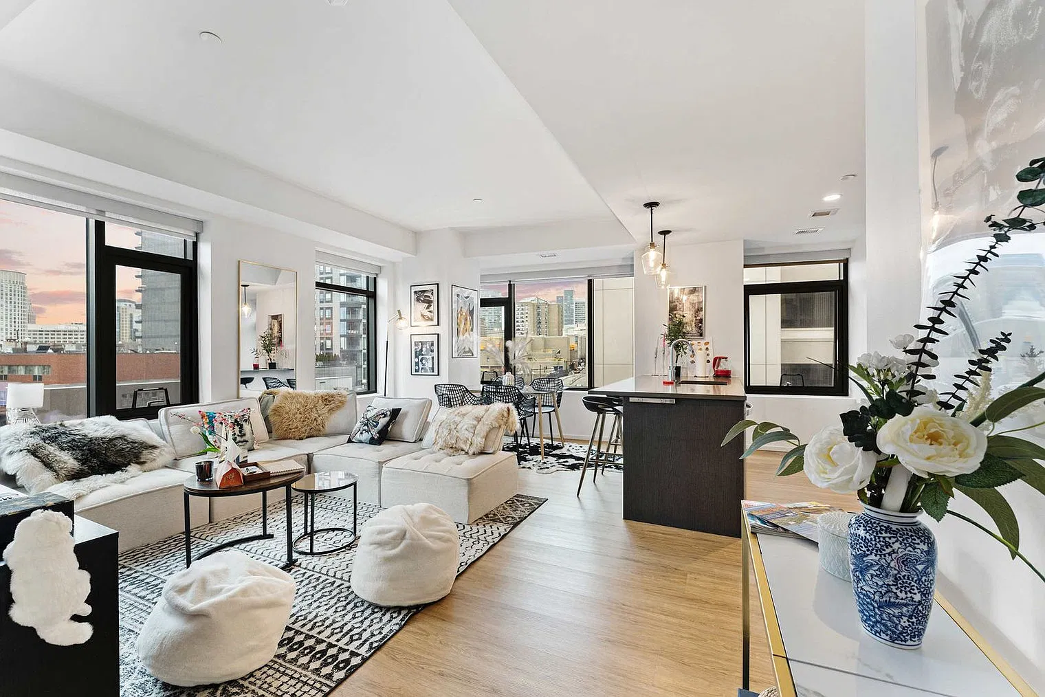 2 bed, 2.0 bath, 1194 sqft, $6,327 — Photo 2