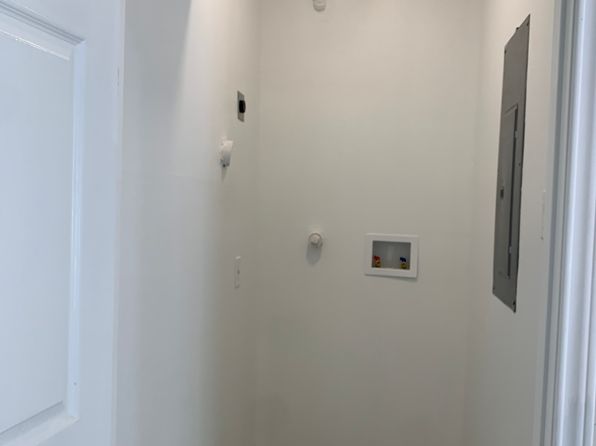 301 W Sam Rayburn Dr #C