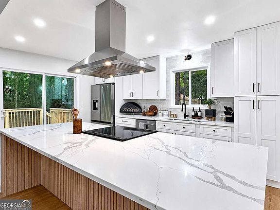 5th image of 3741 Northpoint Dr