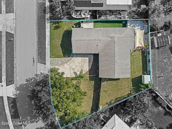 2nd image of 325 Duet Ave