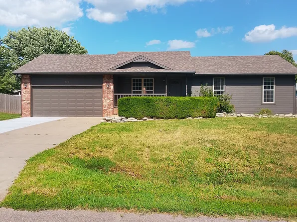 718 S Highland Dr, Andover, KS 67002