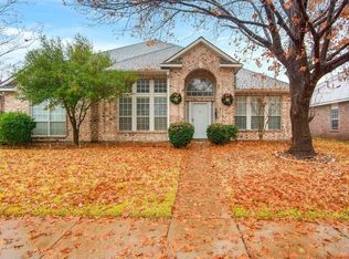 917 Yosemite Trl, Mesquite, TX 75149