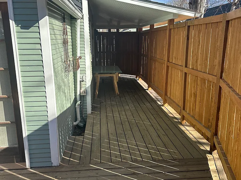 624 Pine St #1/2 — Photo 6