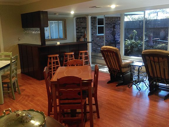 Sunroom/Bonus Room