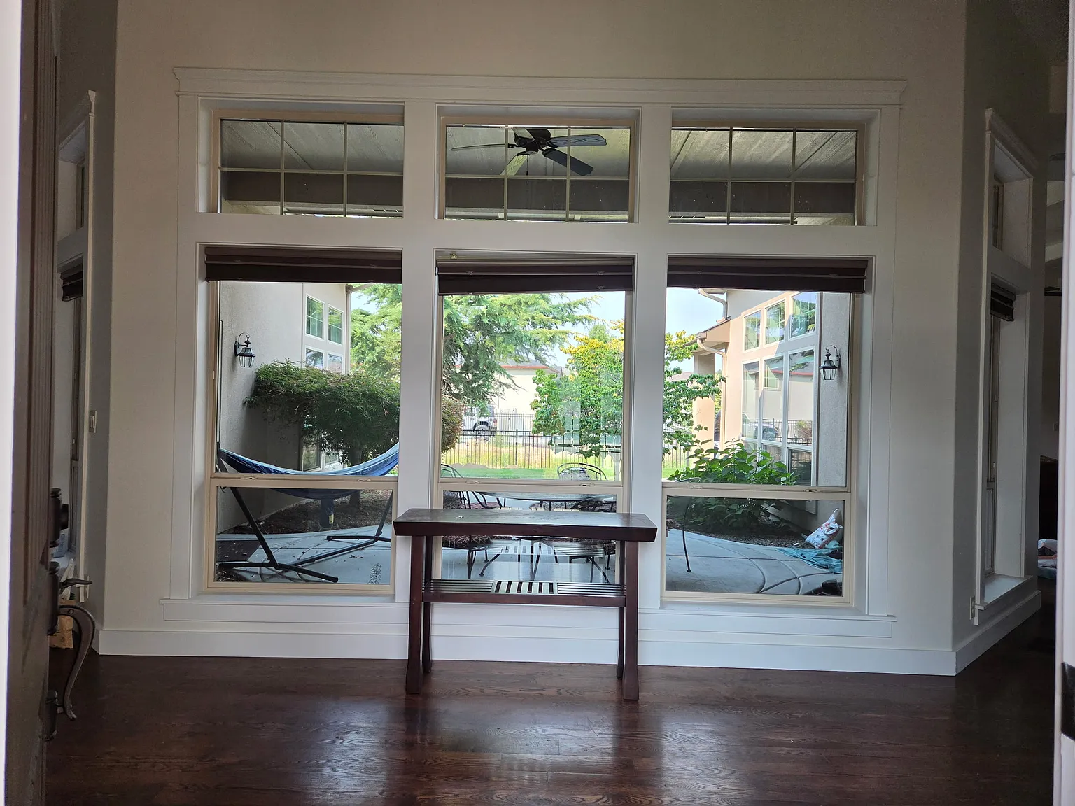 4 bed, 3.5 bath, 2807 sqft, $4,200 — Photo 2