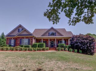 25 Cambridge Dr, Covington, GA 30014