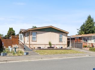 857 Hoffman Rd NE #11, Salem, OR 97301