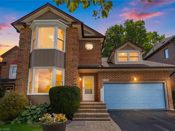 1610 Heathside Cres, Pickering, ON L1V 5W7