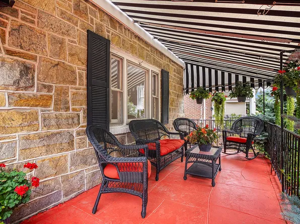 440 Beach 141 St, Rockaway Park, NY 11694