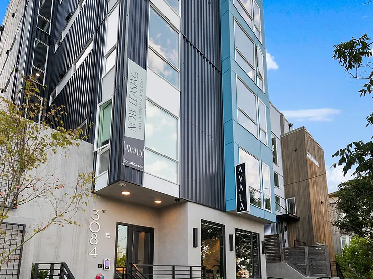 Avala Apartments — Photo 16
