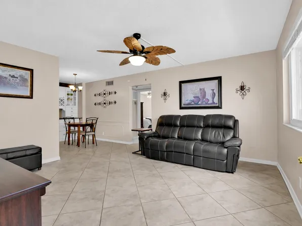 6263 NE 19th Avenue #1011, Fort Lauderdale, FL 33308