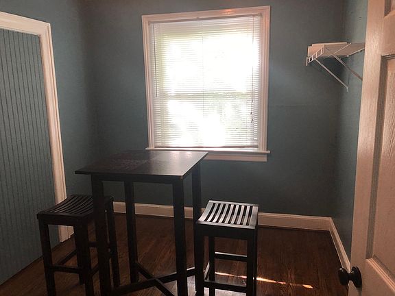 5th image of 326 Willow Hts