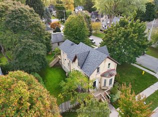 382 Queen St E, Saint Marys, ON N4X 1C5
