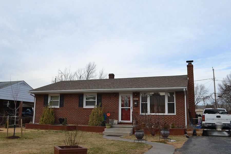 1st image of 815 Fenwick Dr