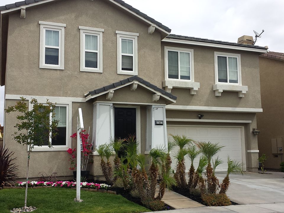 1st image of 17427 Smoke Tree Ln