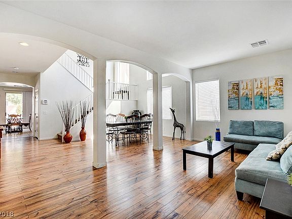 3rd image of 4412 Azure Ave N