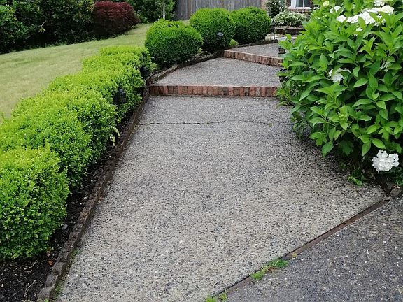 2nd image of 1306 232nd Pl NE
