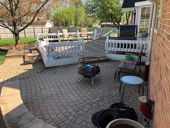5th image of 18805 Meadow Creek Dr