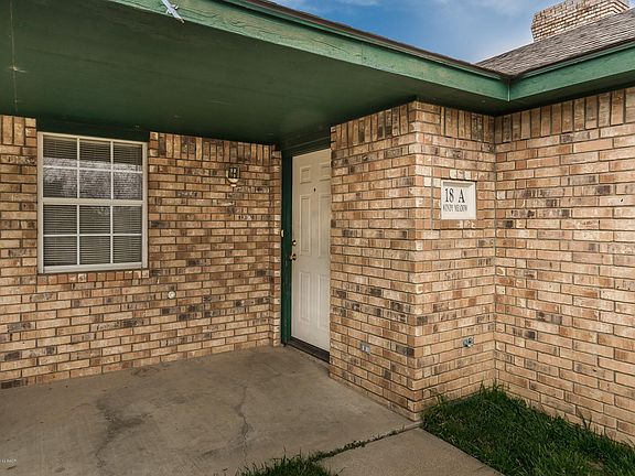 3rd image of 18 Windy Meadow Ln APT A