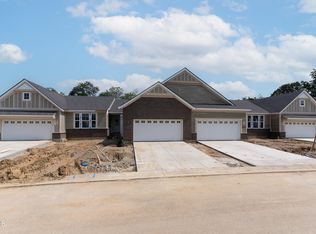 1622 Creekwood Ct, Hebron, KY 41048