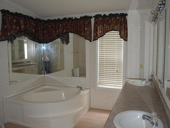 5th image of 120 Katelyn Ln
