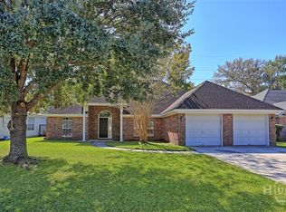105 Laurens Ln, Savannah, GA 31419