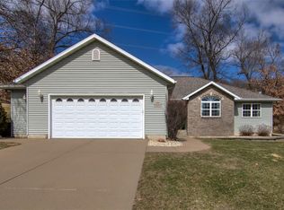 2243 Jingle Ct, Eau Claire, WI 54703