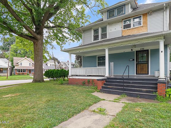 2nd image of 226 University Blvd