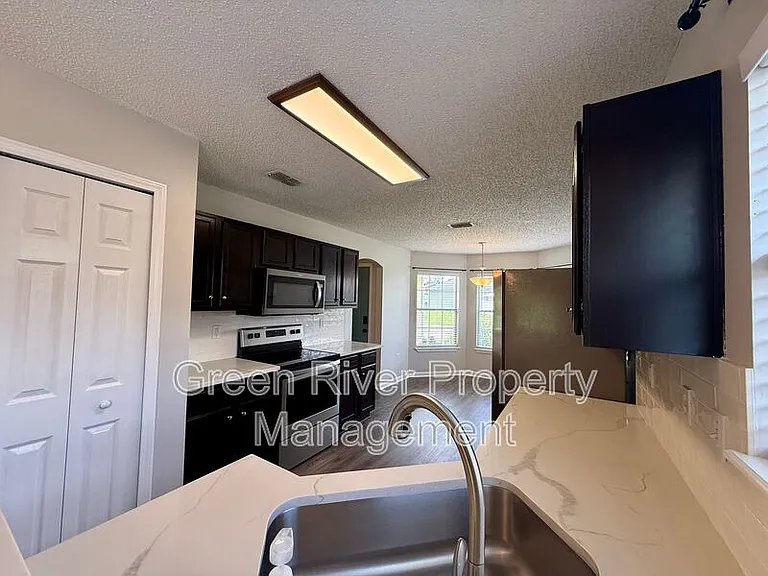 4139 Savannah Glen Blvd — Photo 11