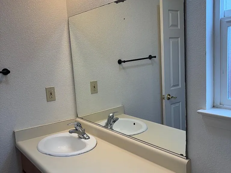 507 W Trinity Ave #507 — Photo 7